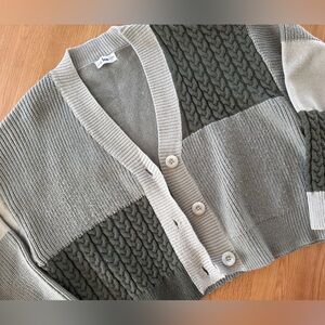 Women’s Sweater